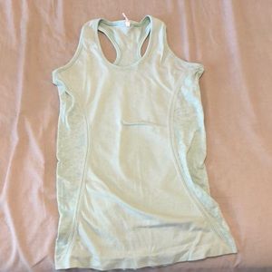 Workout tank